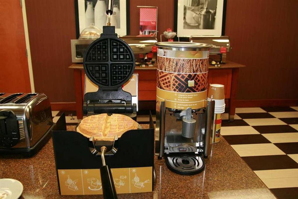 Hampton By Hilton Reynosa Zona Industrial Hotel Restaurant foto